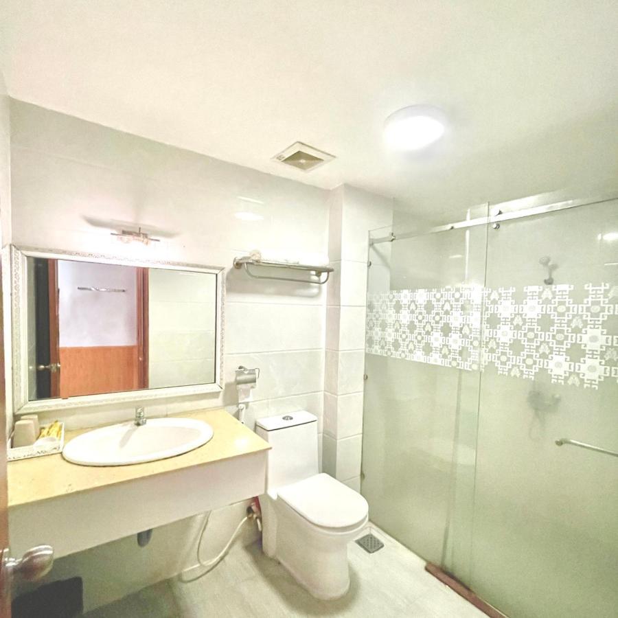 Mai Vang Hotel Хошимин Экстерьер фото